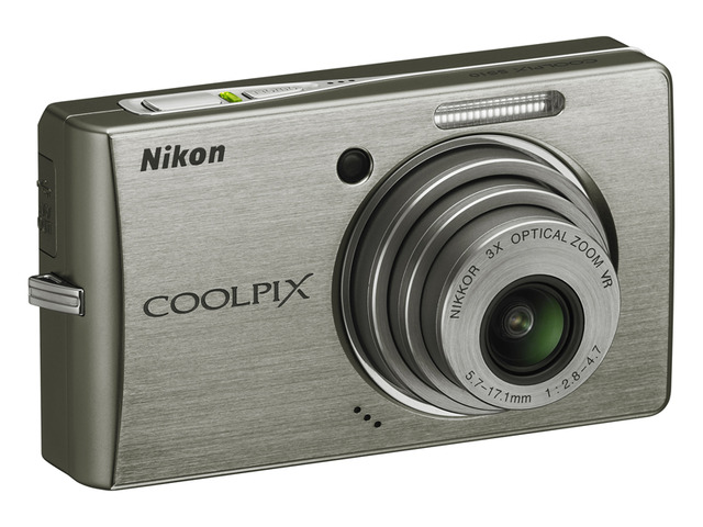 ニコン、世界最小ボディのコンパクトデジカメ「COOLPIX S」シリーズ——世界最速の起動時間を実現