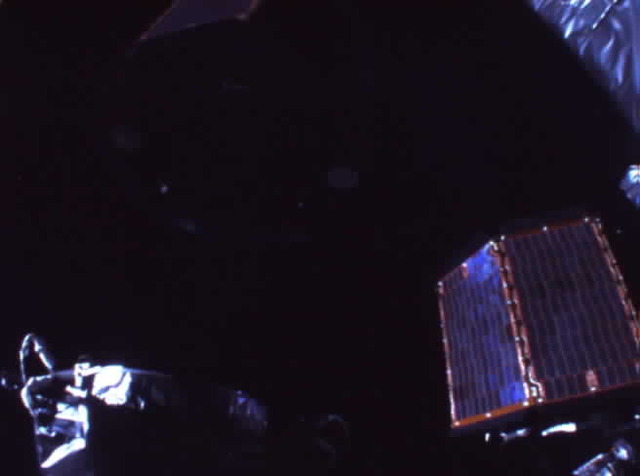 「かぐや」ミッション順調——リレー衛星分離成功。月の最新映像も