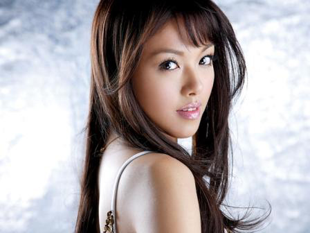 「いつまでも輝いていたい」と願う人へ、伊藤由奈やSalyuの新作PV到着