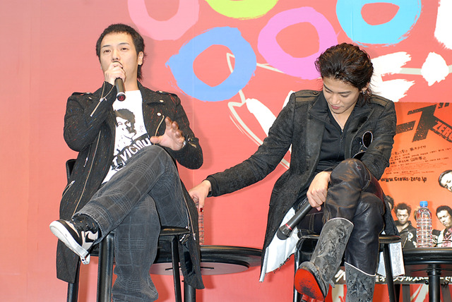 【第20回東京国際映画祭】ブラックカーペットに小栗旬、山田孝之、やべきょうすけ登場!