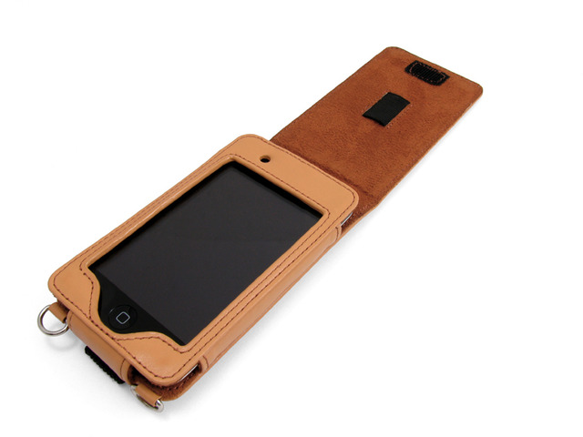 レイ・アウト、人気沸騰! iPod touch/nano用レザージャケットシリーズに新色を追加