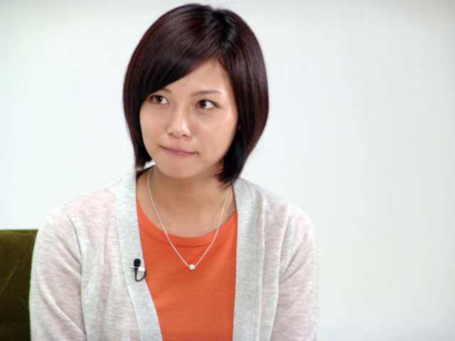 サーフィンにも挑戦中! 女優・相武紗季の素顔に迫る