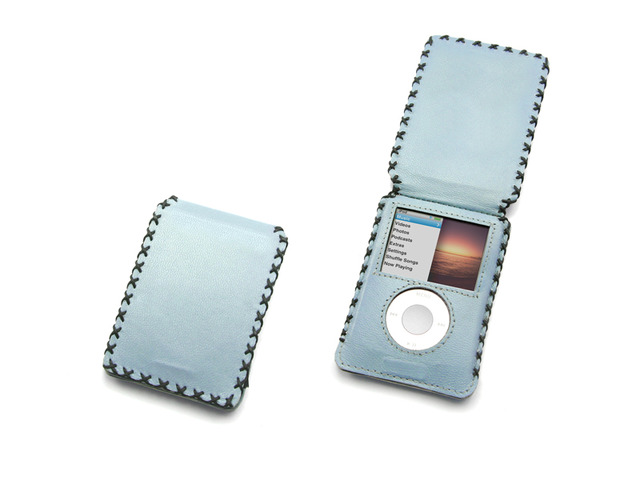 iPod nanoをおしゃれに変身させる高級感あるレザーケース