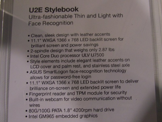 【CES 2008 Vol.14】新型Eee PC？ ではなく普通の新型PCだったASUS U2E