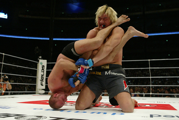 ヒョードルVSホンマン戦、秋山成勲のヒール姿をもう一度〜「やれんのか！大晦日 2007」