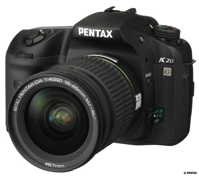 ペンタックス、1,460万画素のデジタル一眼レフの新モデル/新型CMOSセンサー搭載