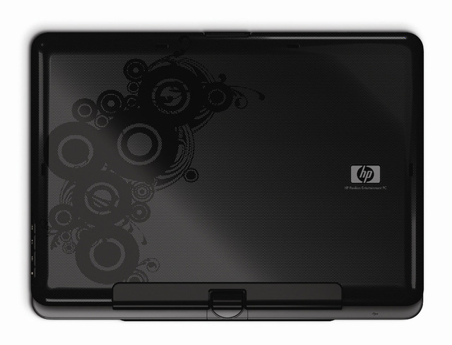 日本HP、和テイストの新デザインを採用した個人向けノートPCの春モデル