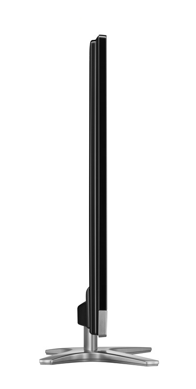 シャープ、壁掛け対応の新AQUOS——業界最薄3.44cm