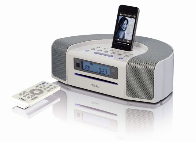 iPod/CD再生ができる! コンパクトなオーディオシステム
