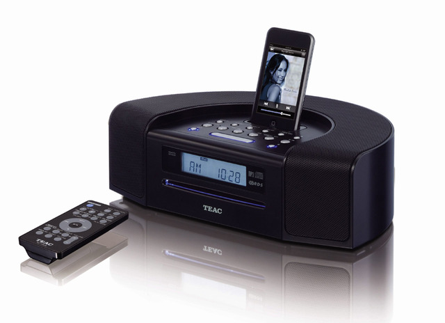 iPod/CD再生ができる！　コンパクトなオーディオシステム