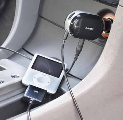 サン電子、車のシガーソケットからiPod充電ができるカーチャージャー