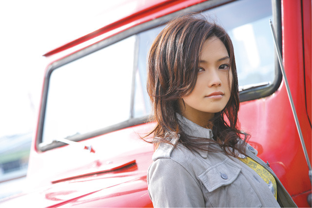 ビートルズとの関わりは? YUIがサイトジャック&激レアラジオを