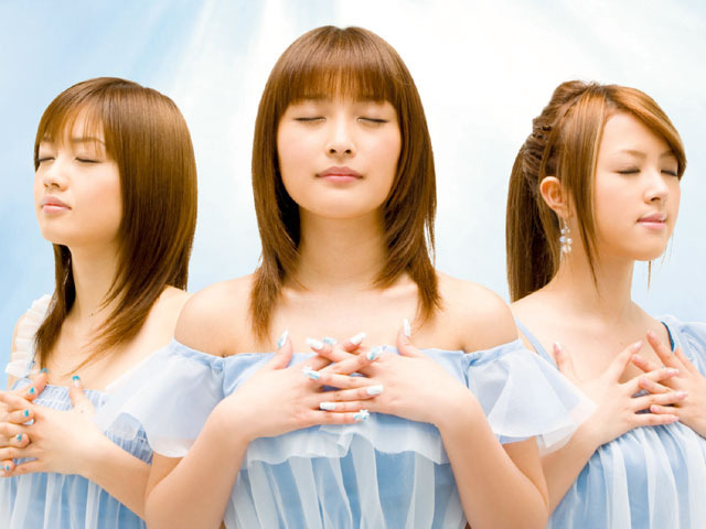 6月に解散、美勇伝が海辺ではしゃぐ最後の姿を