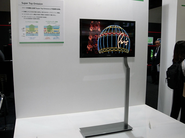 【FINETECH JAPAN】フォトレポート:大型化、薄型化がすごい! ソニーの有機EL
