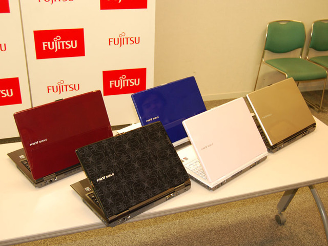 【フォトレポート】富士通、薄型デザインのオールインワンPCと天板が選べるノートPC