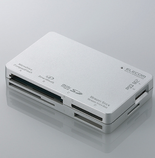 47メディア対応のカードリーダー/ライター——xDピクチャーカード Type M＋にも対応