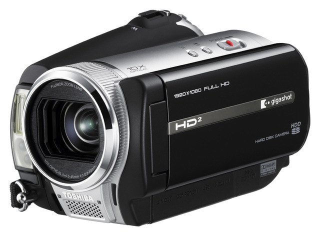 東芝、HDD内蔵ビデオカメラ「gigashot」シリーズ4製品を約50%値下げ——フルHD対応モデルが59,800円から