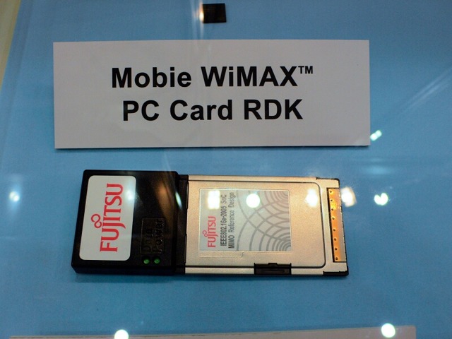 【富士通フォーラム2008 Vol.16】モバイルWiMAXはもうすぐ——リファレンスモデルが多数展示
