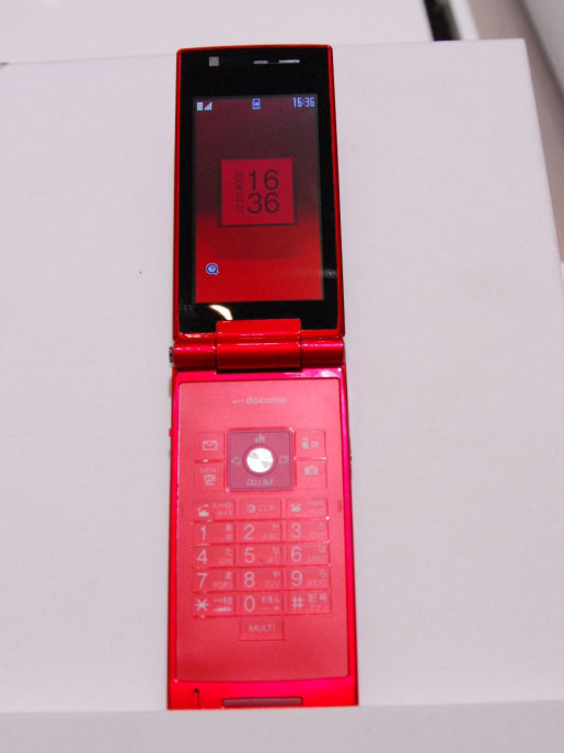 ドコモ、FOMA 906iシリーズ8機種を発表、ホームUなど豊富な動画関連機能が目玉（各機種実機写真）