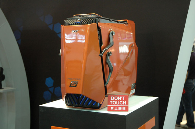 【台湾Valueを探る!〜COMPUTEX TAIPEI 2008〜】台湾エイサー、水冷システム採用のハイエンドゲームPCをデモ