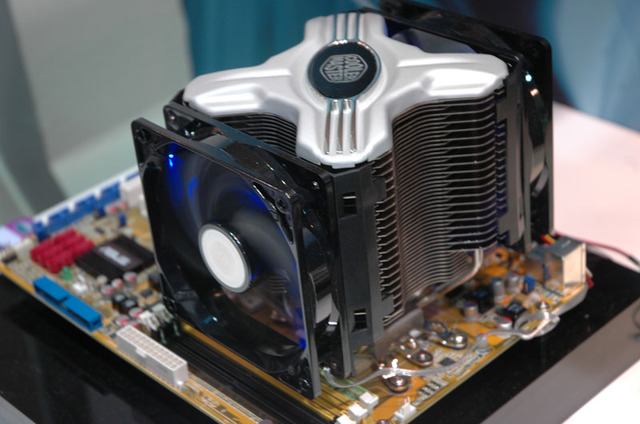 【台湾Valueを探る!〜COMPUTEX TAIPEI 2008〜】冷却性能を重視した新ケース「HAF」がクーラーマスターから!