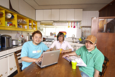 沖縄の海が育んだ“癒しのHipHop”Soul Campが生ミニライブ