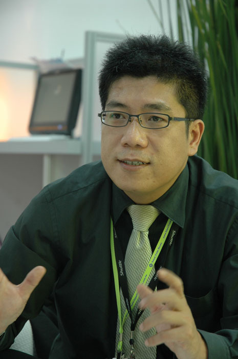 【台湾Valueを探る!〜COMPUTEX TAIPEI 2008〜】自作市場は主なターゲットではない!ベアボーンだけでなくシステムとして売る!!——台湾Shuttle・Gary氏