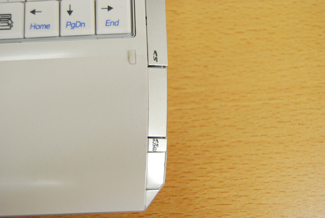 工人舎、Atom搭載ミニノートPC——世界初のGPS搭載モデルも