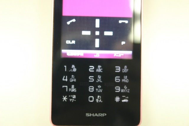 【フォトレポート】WILLCOM 03——実機の各部クローズアップ