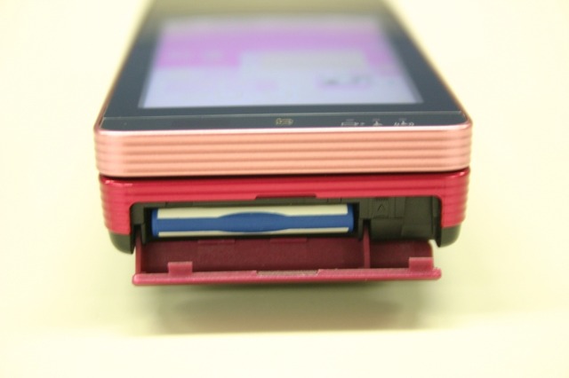 【フォトレポート】WILLCOM 03——実機の各部クローズアップ