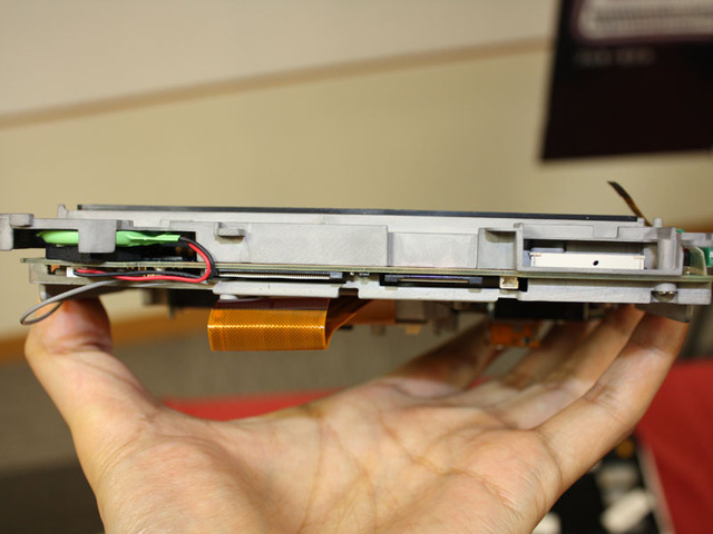 松下、「TOUGHBOOK」シリーズにAtom搭載の堅牢ウルトラモバイルPC登場!