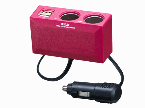 iPodや携帯電話を4つ同時に充電できるカーチャージャー