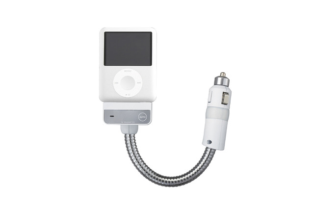 低ノイズ設計のiPod用FMトランスミッタ3製品——オートスキャン搭載モデルも