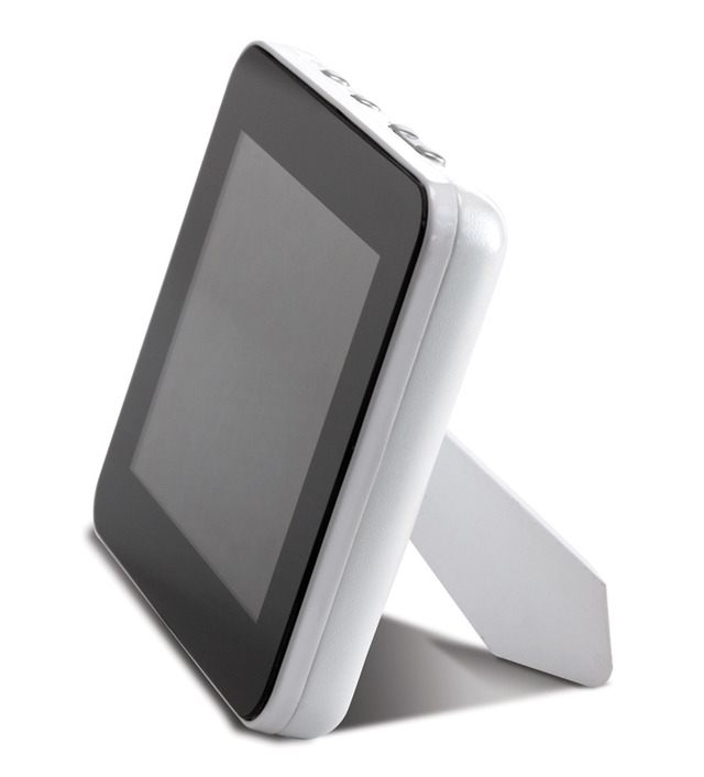 ポラロイド、実売7,980円の3.5型液晶搭載デジタルフォトフレーム——ビックカメラ/ベスト電器で販売
