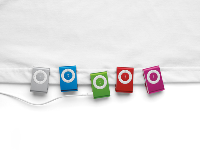 アップル、iPod classicは120GBモデルで29,800円に