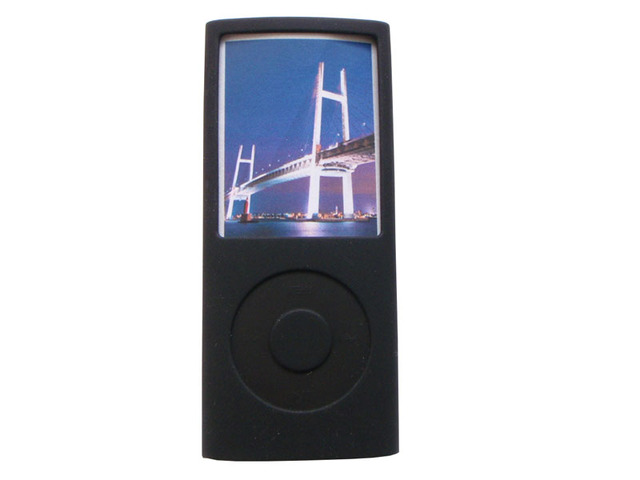 最新iPodシリーズのシリコンケース——液晶保護フィルムとストラップが付属