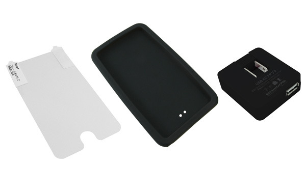 レイ・アウト、シリコンジャケット、USB接続型ACアダプタなど第2世代iPod touch用スターティングセット