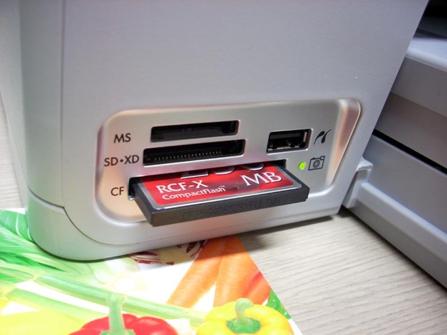 日本HP、「美」や「快」にこだわったプリンタの2008年秋冬モデル