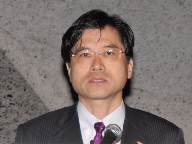 【CEATEC JAPAN 2008 Vol.7】「LTE」で携帯電話はどう変わる?——NTTドコモ辻村副社長
