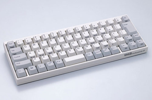 長時間の使用でも疲れにくく、軽いタッチのUSBキーボード