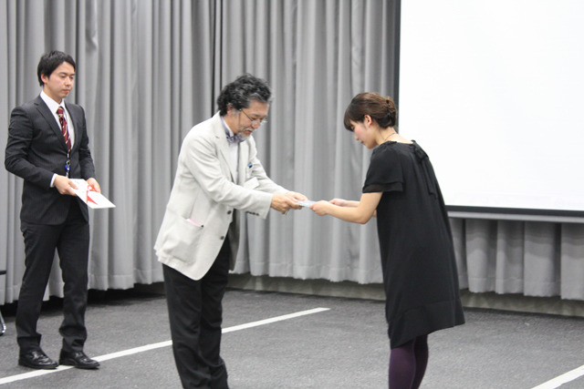 新しいビジュアルアートのコンペティション「ZOKEIアリーナ」表彰式