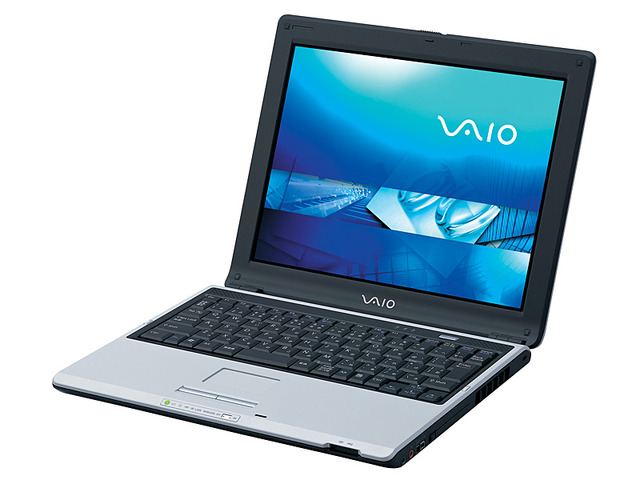 ソニー、VAIOノートに2つの新シリーズ「type F」「type Y」を追加
