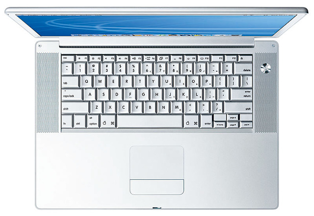 アップル、3次元加速度センサー搭載の「PowerBook G4」　178,290円から