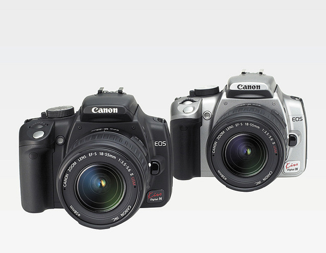 キヤノン、世界最軽量の初心者向け800万画素デジタル一眼レフ「EOS Kiss Digital N」　価格は10万円弱