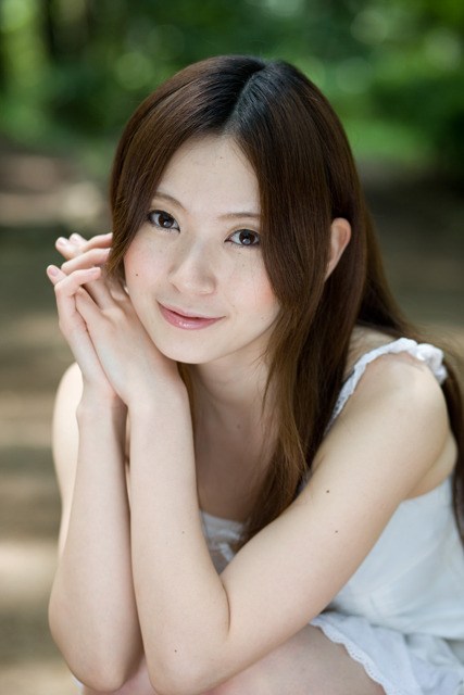 タイ古式マッサージの名手!?　異色のアイドル・永瀬はるかをチェック