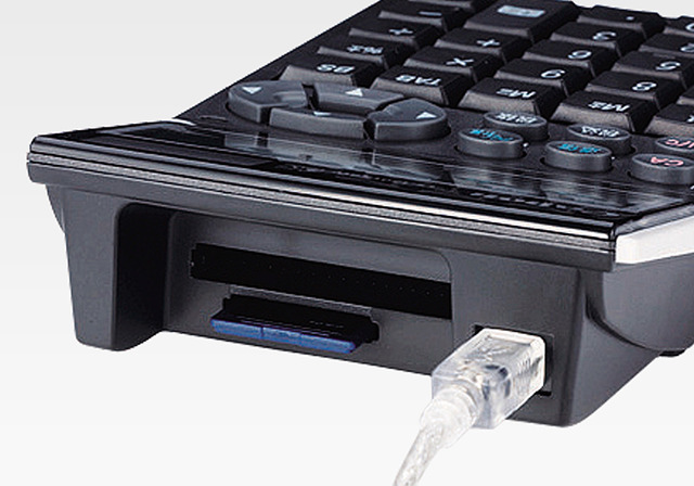 キヤノン、メモリカード読み書き機能と電卓機能搭載のUSB2.0接続対応テンキー