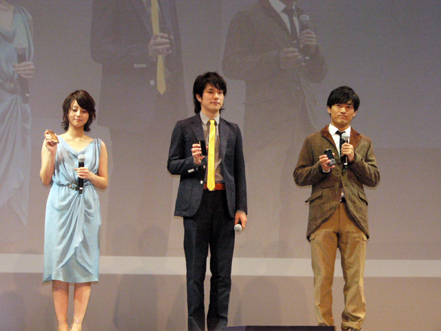 ドコモ新CM発表会に堀北真希、松山ケンイチ、劇団ひとりが登場！冬春モデルをピーアール!!