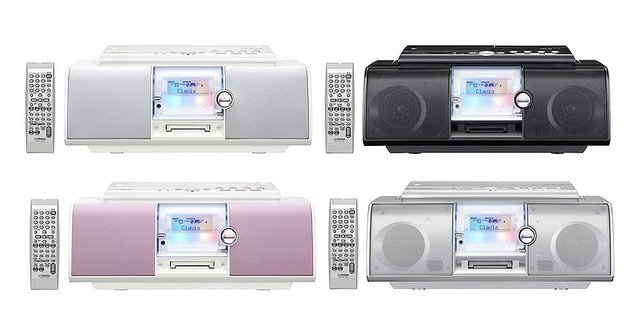 ビクター、大型ディスプレイ搭載のCD/MDラジカセ