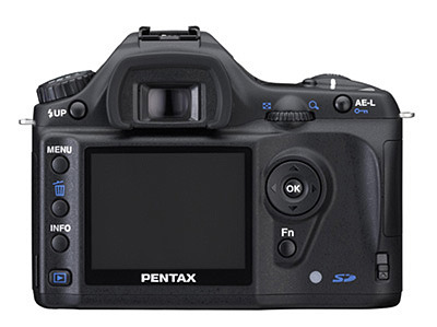 ペンタックス、2.5型液晶搭載のデジタル一眼レフカメラ「*ist DS2」