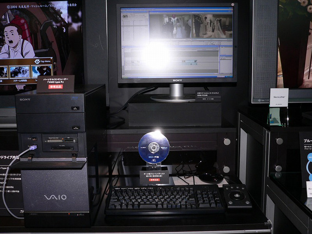 【CEATEC 2005】ソニー、薄型テレビの新ブランド「BRAVIA」を前面にアピール